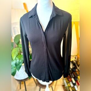 Xs Tahari black collared shirt